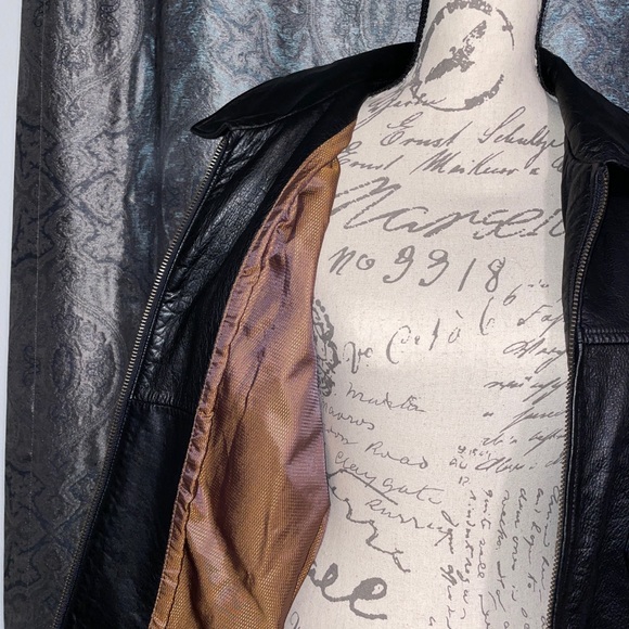 Men’s M. Julian Wilson’s Leather Jacket - Picture 3 of 8